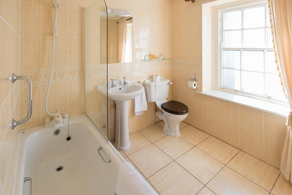 Dooly'S Hotel Birr Εξωτερικό φωτογραφία